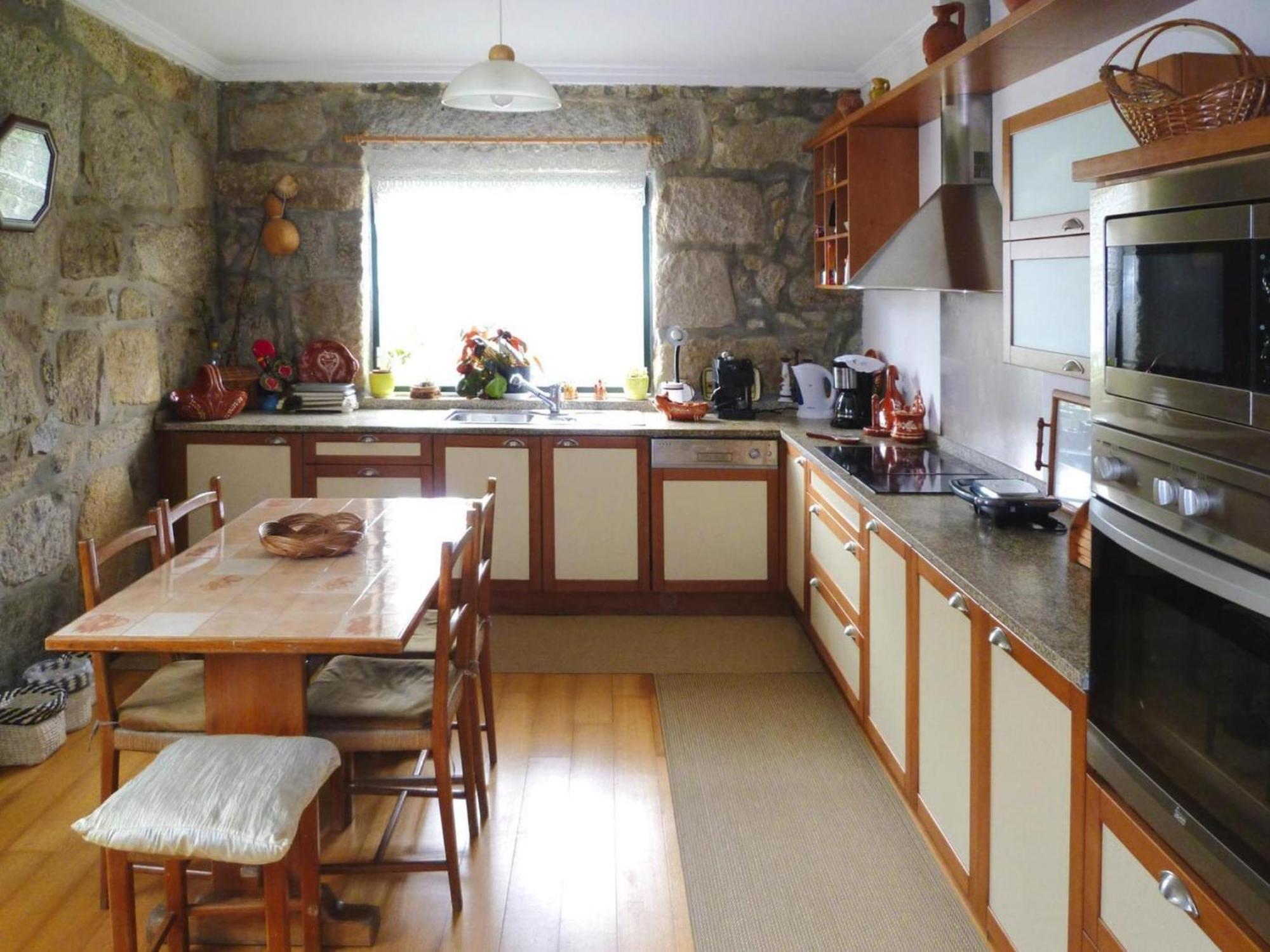 Holiday Home, Luzim Bagian luar foto