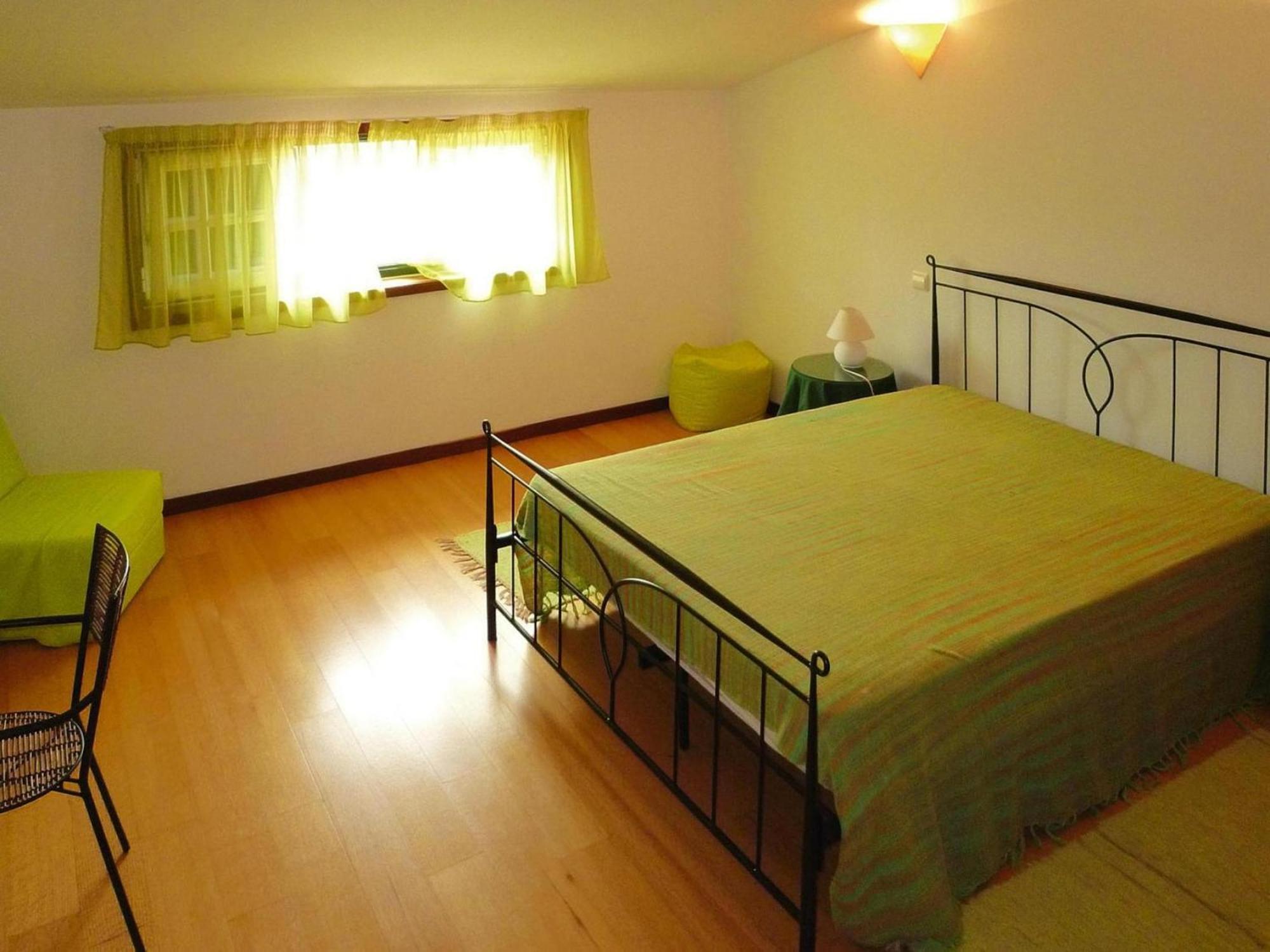 Holiday Home, Luzim Bagian luar foto