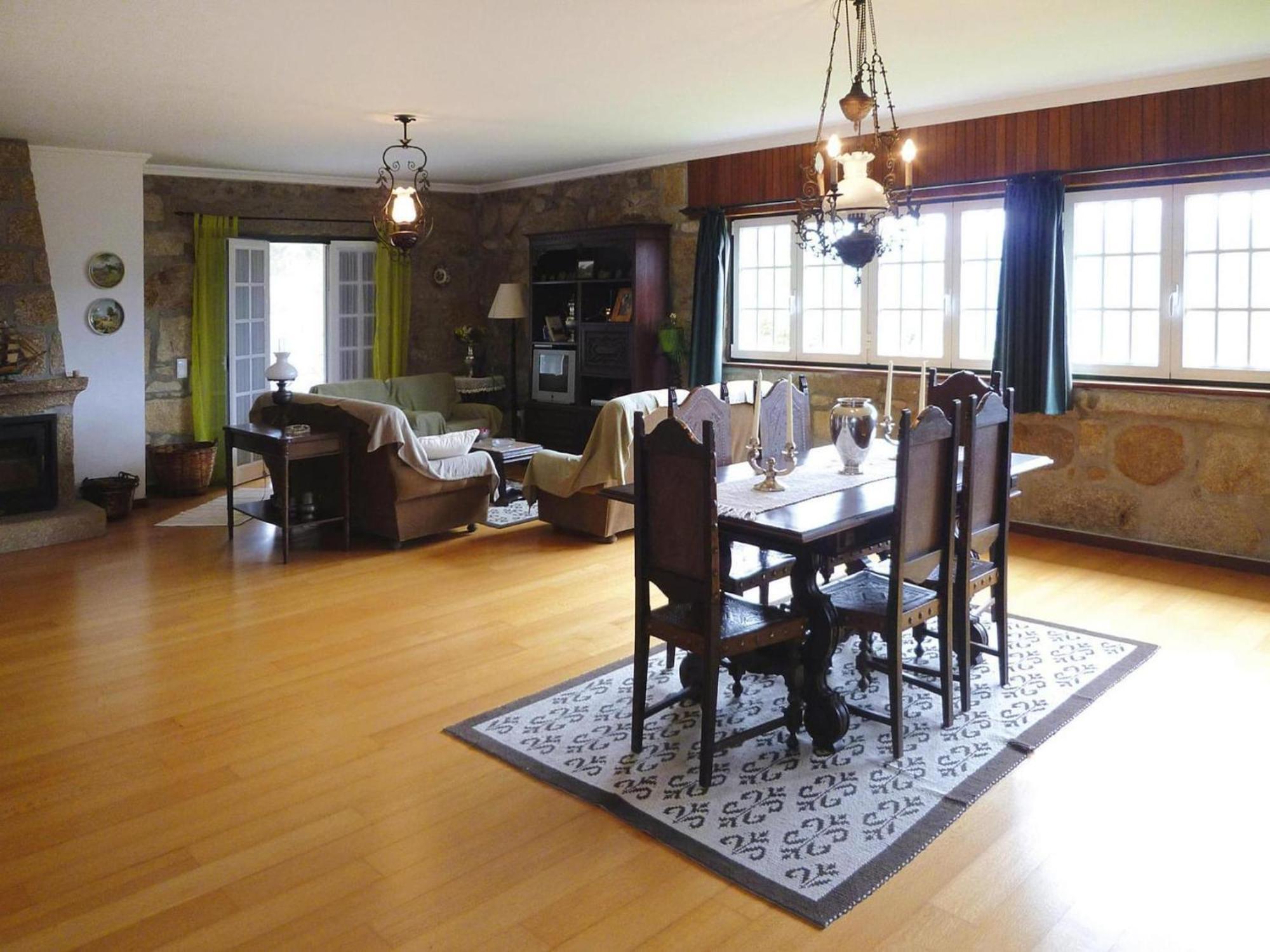Holiday Home, Luzim Bagian luar foto